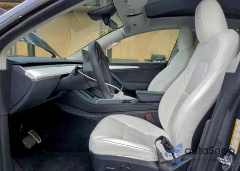 2023 Tesla Model Y z USA, uszkodzony, nr VIN 7SAYGDEE2PF833176